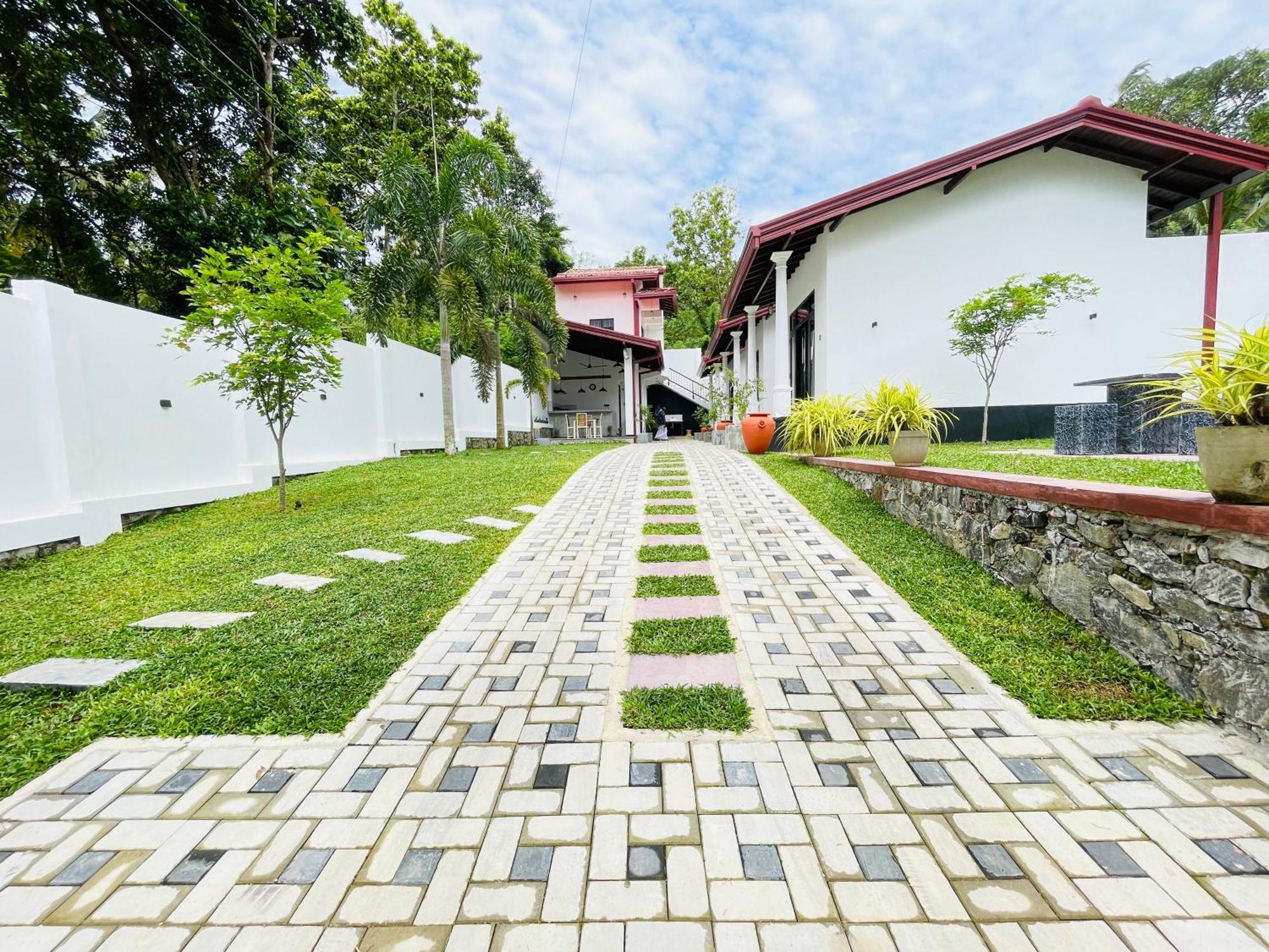 Thara Inn Villa Dikwella Exterior foto